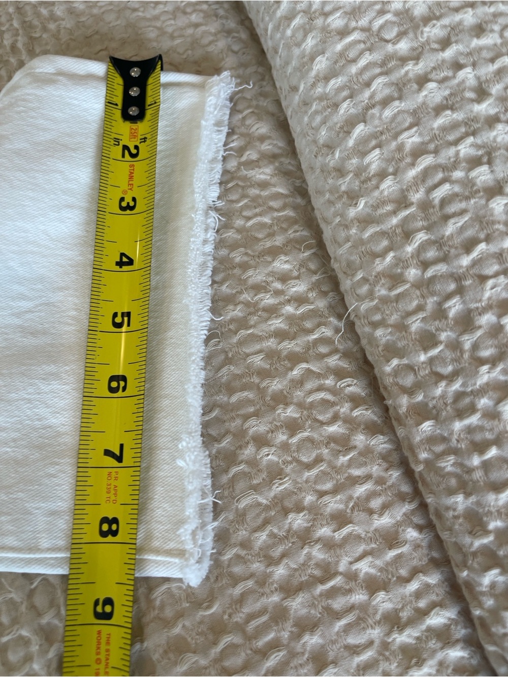 KUT Kelsey Ankle Flare Ecru Size 4 Like New - Picture 8 of 13